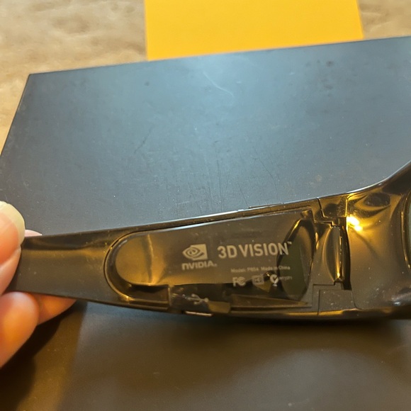 Nvidia 3D Vision Wireless Glasses - Picture 11 of 16